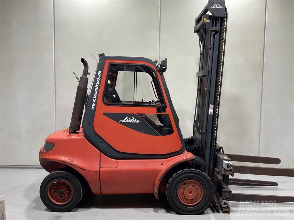 Linde H40D-04 Tehnika ar dīzeļa dzinēju