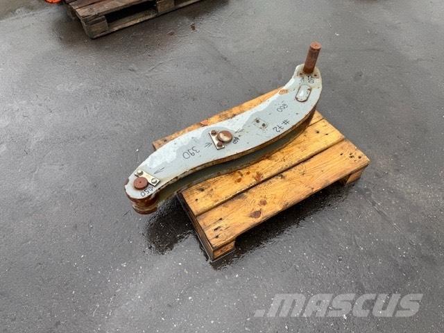 Liebherr BUCKET LINK Strēles un kausi