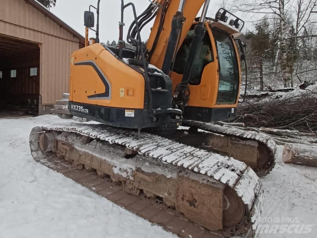 Hyundai HX 235 LCR Kāpurķēžu ekskavatori