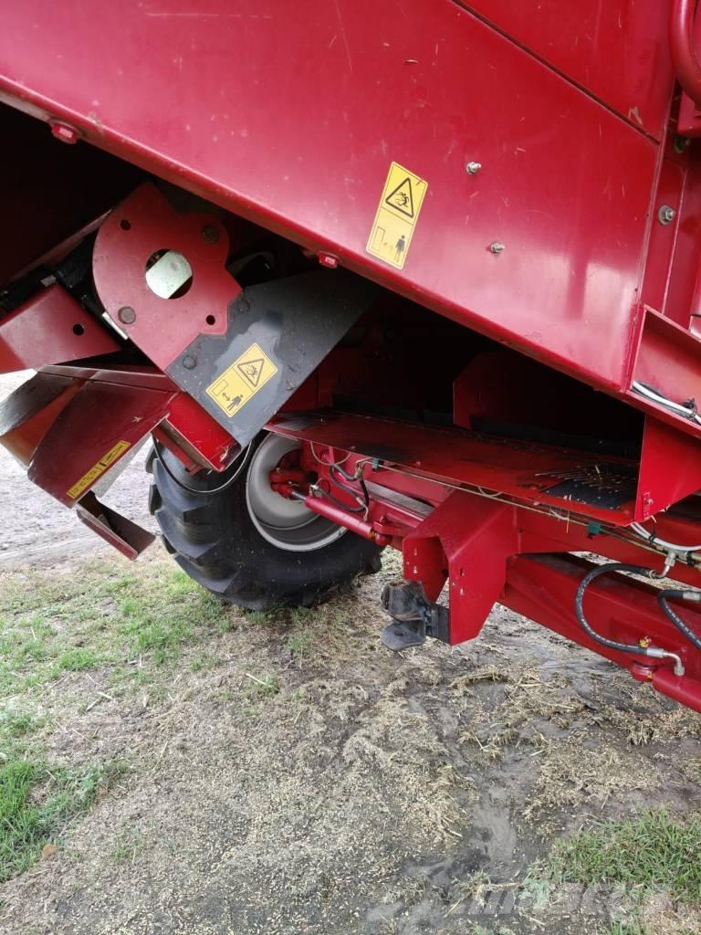 Case IH CF 80 Ražas novākšanas kombaini
