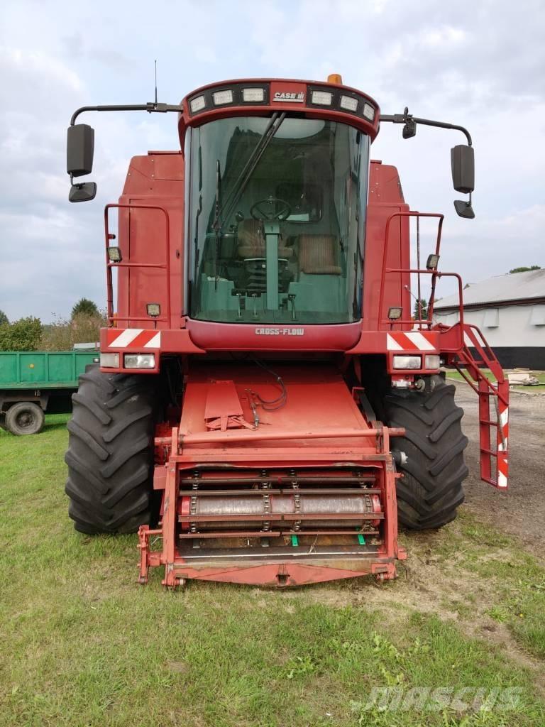 Case IH CF 80 Ražas novākšanas kombaini