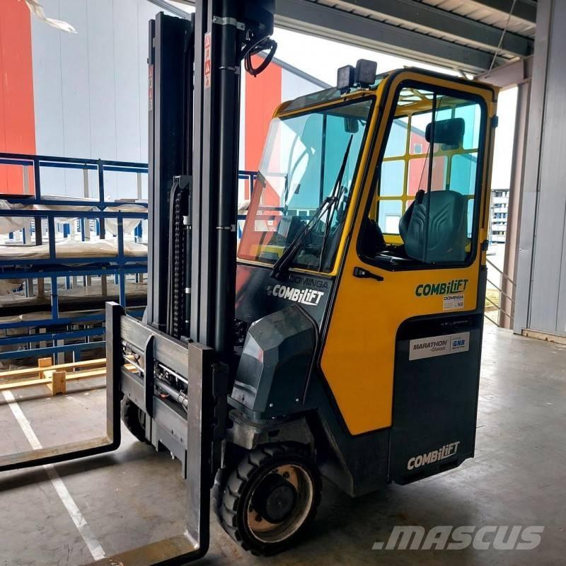 Combilift CBE 4000 Četru virzienu krāvēji
