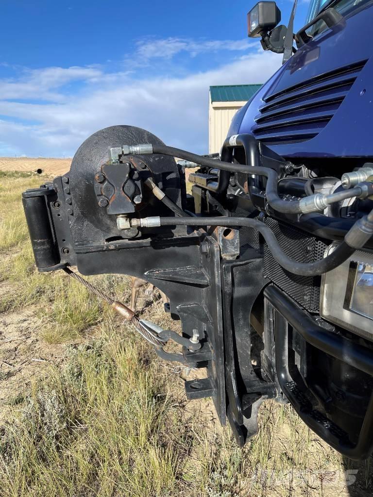  UNIMG FLBTK Platformas/izkraušana no sāniem