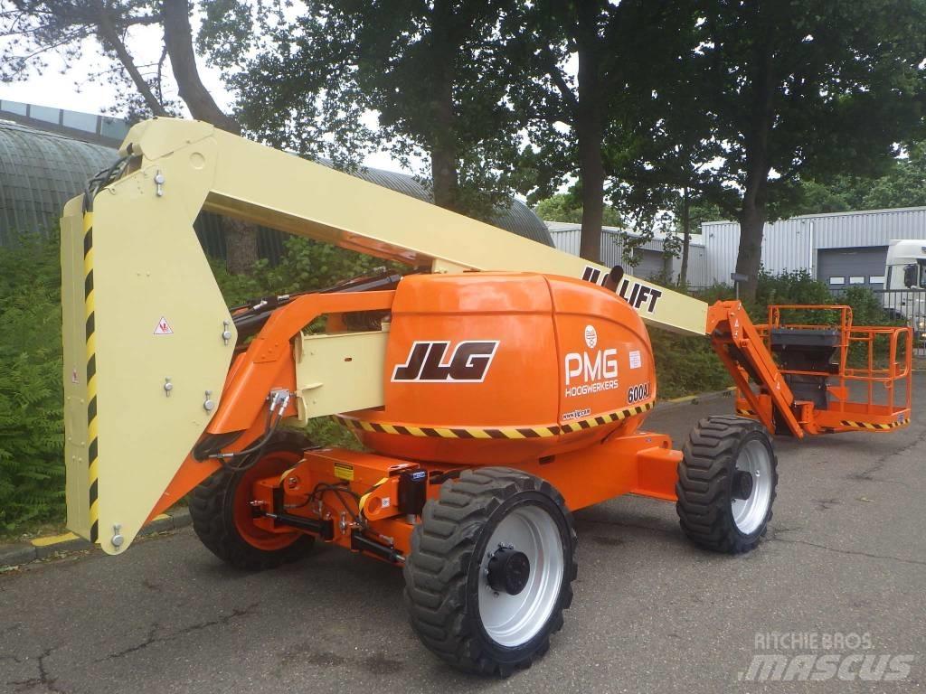 JLG 600AJ Strēles pacēlāji