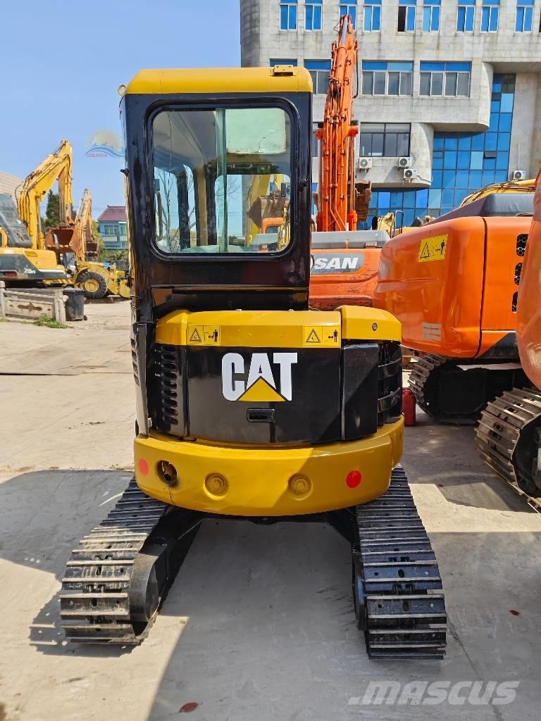 CAT 304 Mini ekskavatori < 7 t