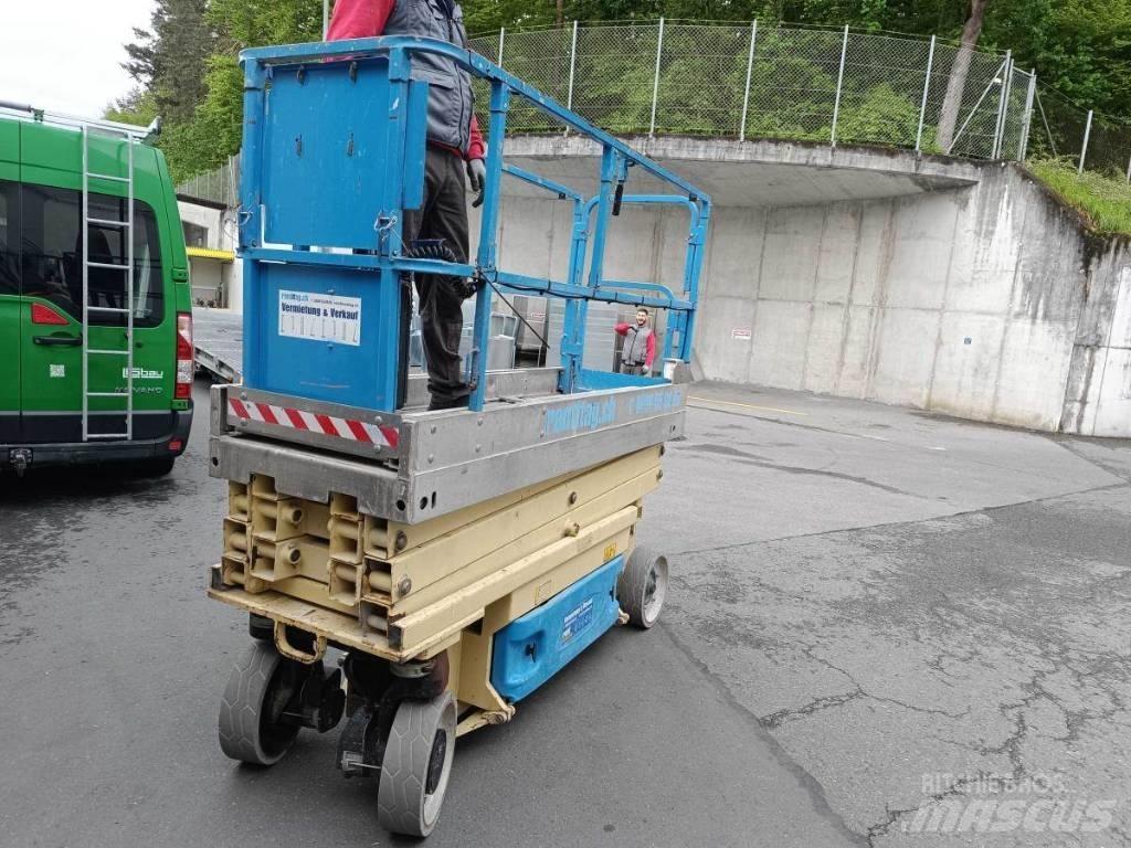 JLG 2030 ES Šķerveida pacēlāji
