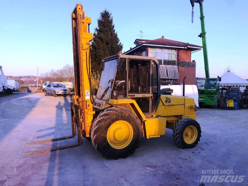 JCB 926B Teleskopiskie manipulatori
