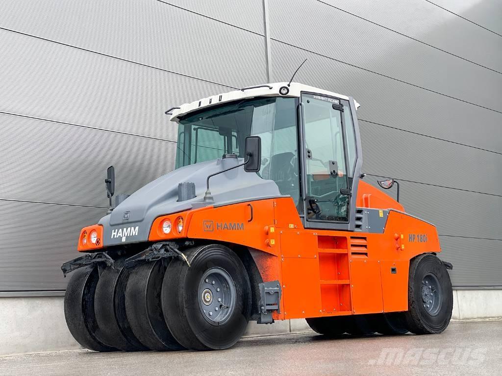 Hamm HP 180I Pneimatiskie veltņi