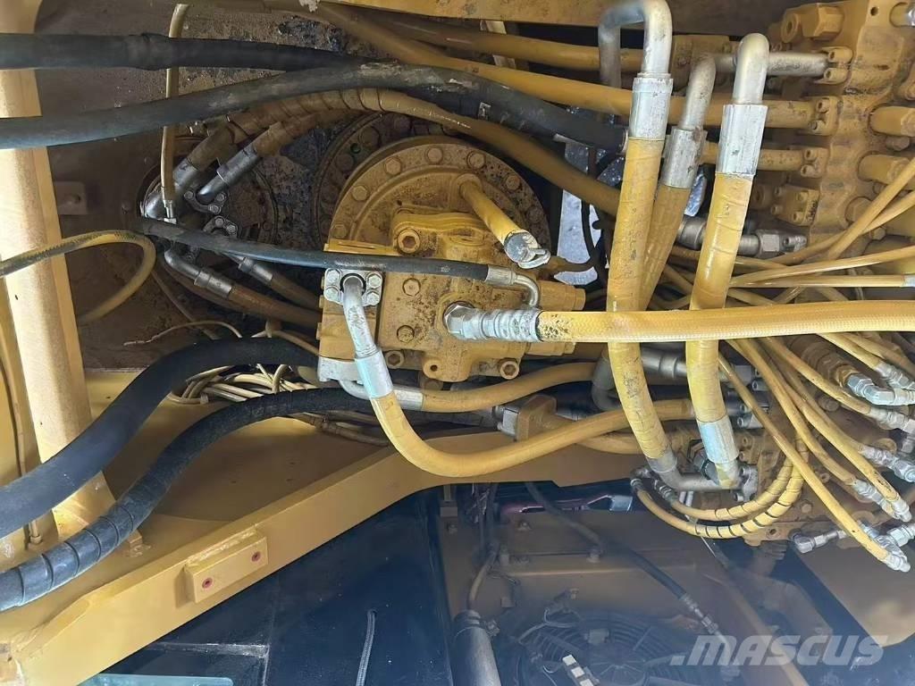 CAT 329 D L Kāpurķēžu ekskavatori