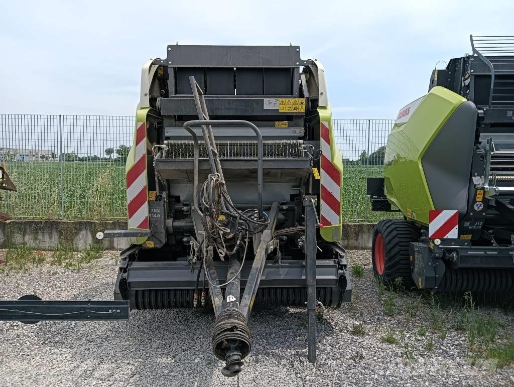 CLAAS Variant 480 RF Rituļu preses