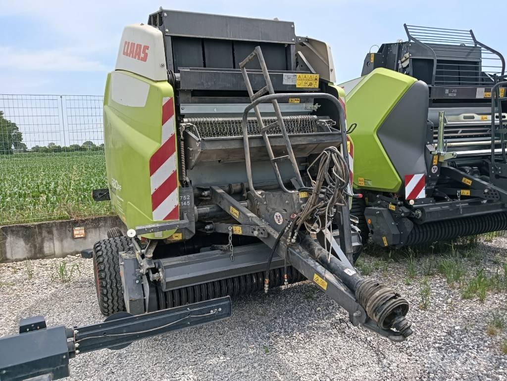 CLAAS Variant 480 RF Rituļu preses
