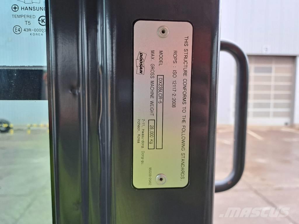 Doosan DX 235 LCR-5 Kāpurķēžu ekskavatori