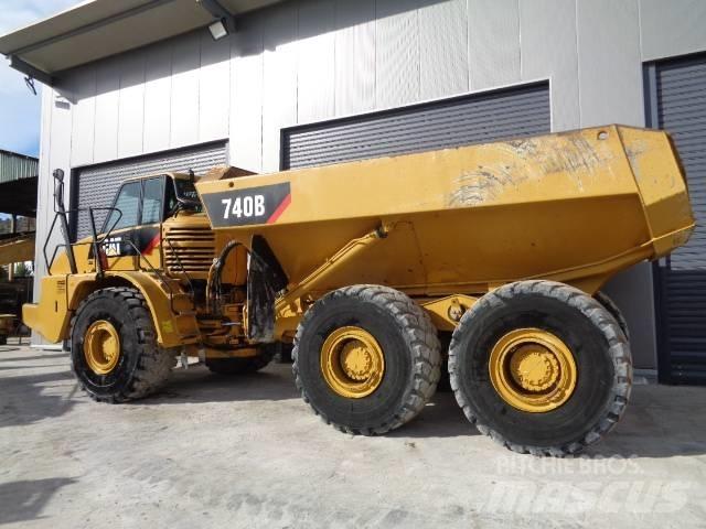 CAT 740 Artikulētie pašizgāzēji