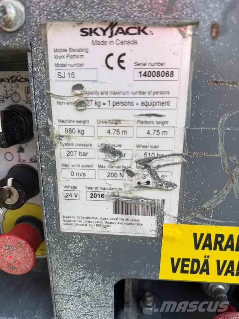 SkyJack SJ 16 Vertikālie pacēlāji