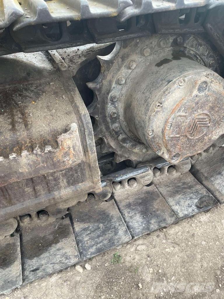 JCB JZ 235 LC Kāpurķēžu ekskavatori