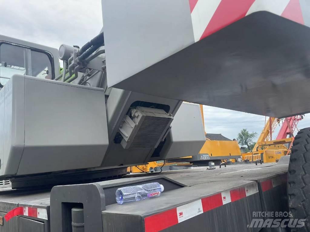Zoomlion ZTC500 Visurgājēji celtņi