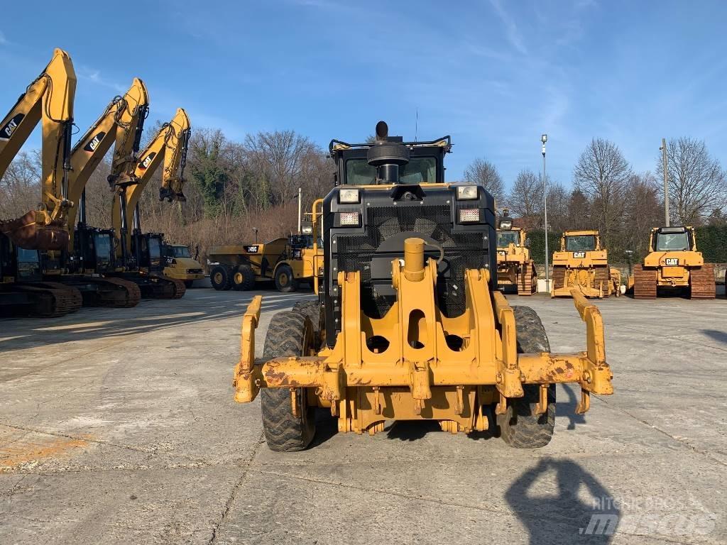 CAT 140 M 2 Greideri