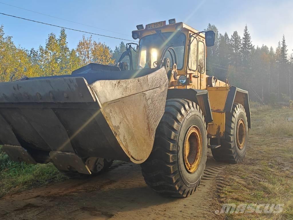 Volvo BM 4500 Iekrāvēji uz riteņiem