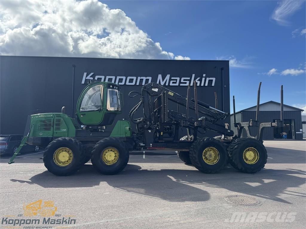 John Deere 1910E Forvarderi