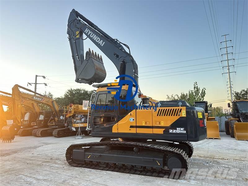 Hyundai HX220 HD Kāpurķēžu ekskavatori