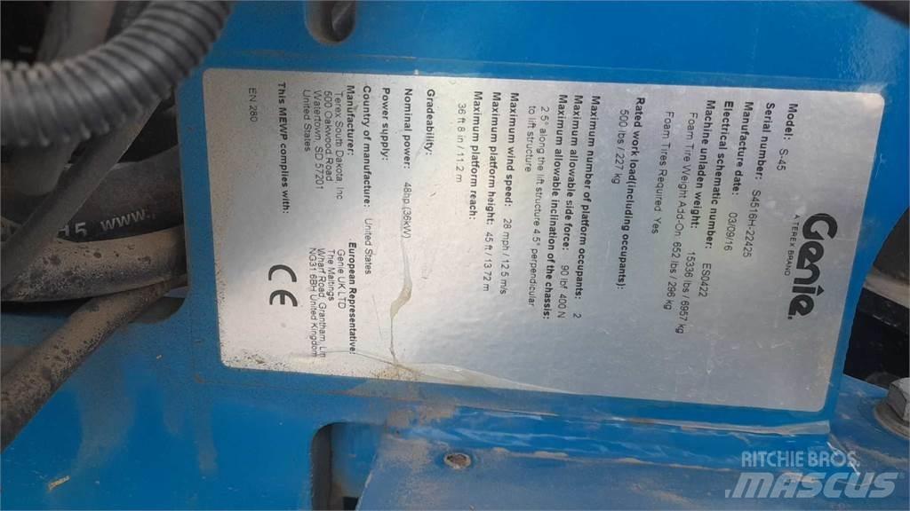 Genie S45 Teleskopiskie pacēlāji
