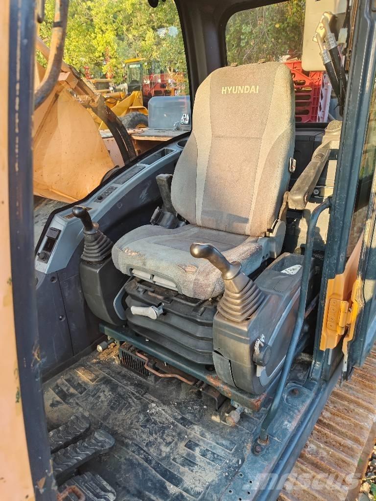 Hyundai R330LC-9S Kāpurķēžu ekskavatori