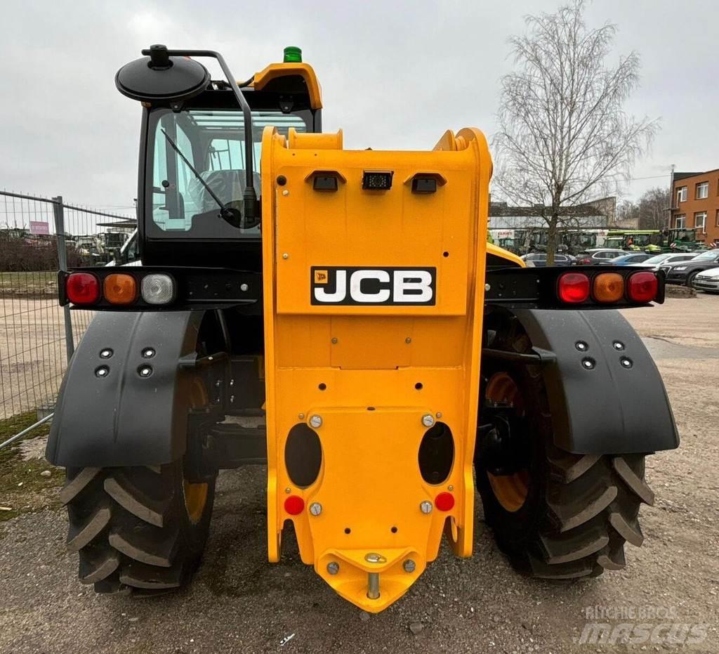 JCB 535 - 95 Teleskopiskie manipulatori