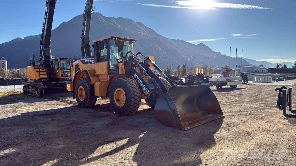 Hyundai HL940 Iekrāvēji uz riteņiem