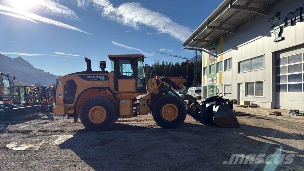 Hyundai HL940 Iekrāvēji uz riteņiem