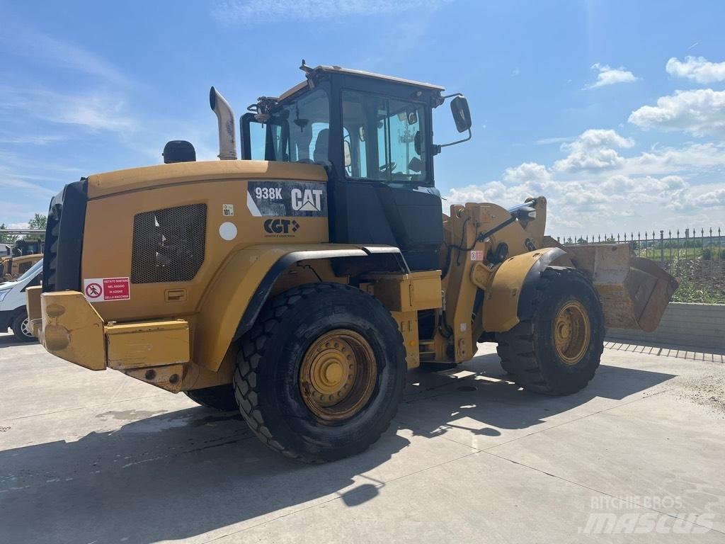 CAT 938 K Iekrāvēji uz riteņiem