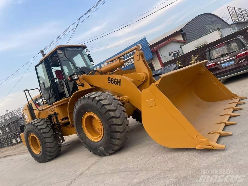 CAT 966 H St VZO Iekrāvēji uz riteņiem
