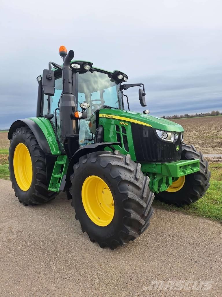 John Deere 6120M Traktori