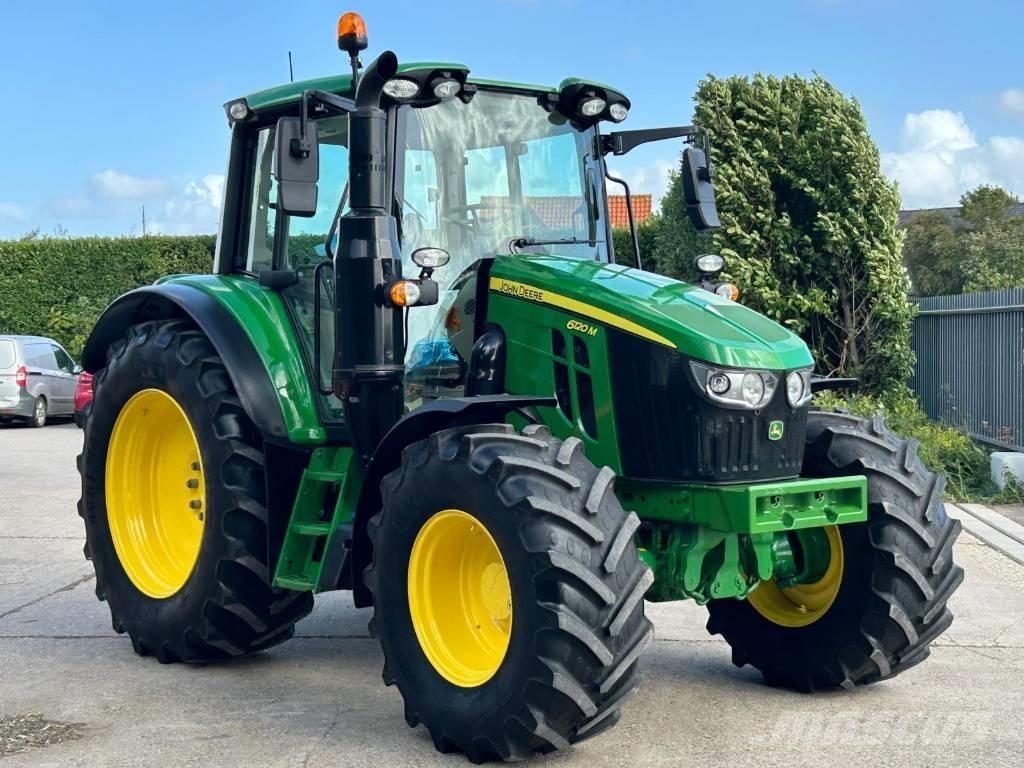 John Deere 6120M Traktori