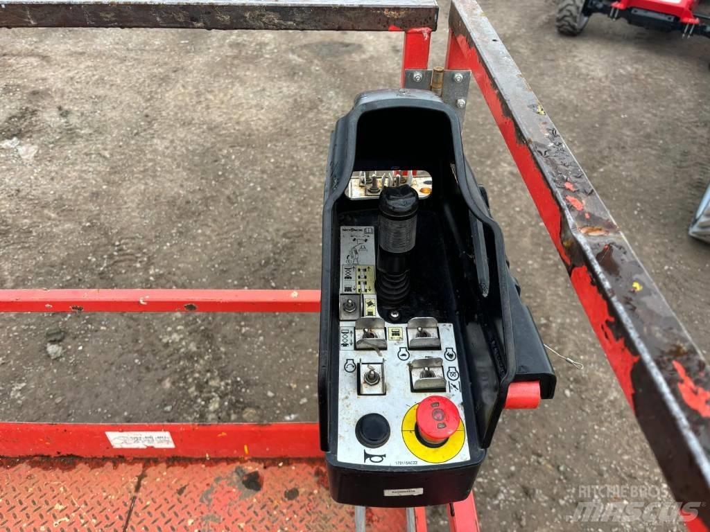 SkyJack SJ 6832 RT Šķerveida pacēlāji