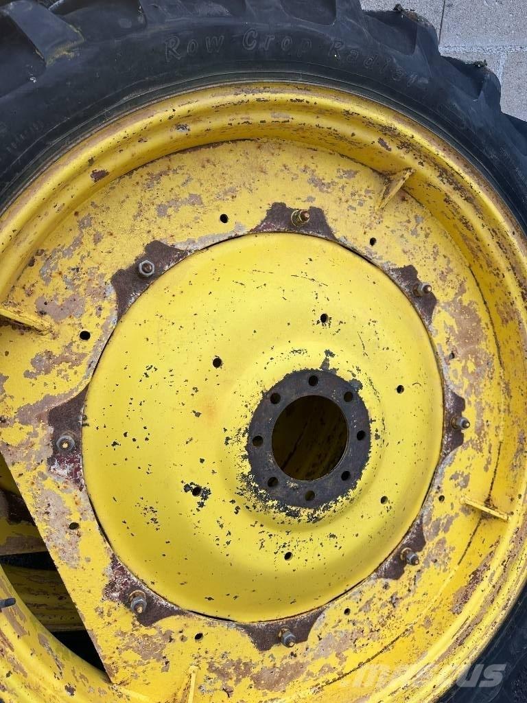 Alliance 230/95R44 Riepas, riteņi un diski