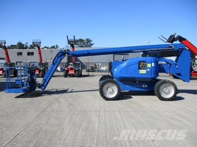 JLG 600 AJ (253) Kompakts pacēlājs ar rotējošu strēli