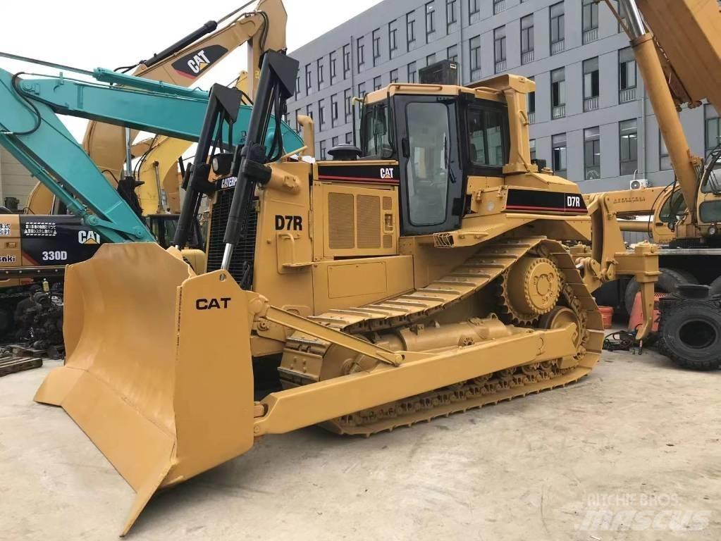 CAT D 7 R Kāpurķēžu buldozeri