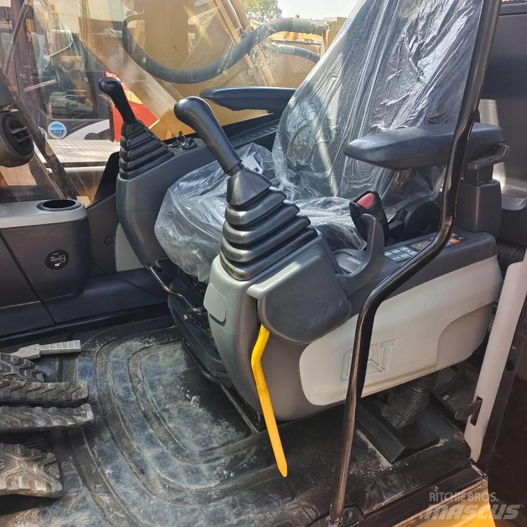 CAT 320 D Kāpurķēžu ekskavatori