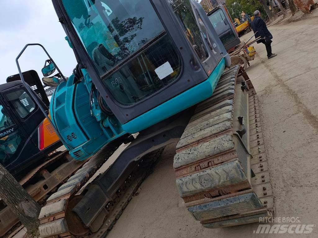 Kobelco SK 125 SR Kāpurķēžu ekskavatori