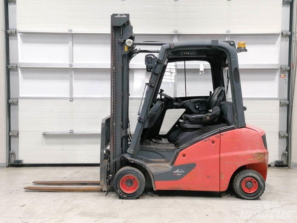 Linde H20D-01 Tehnika ar dīzeļa dzinēju