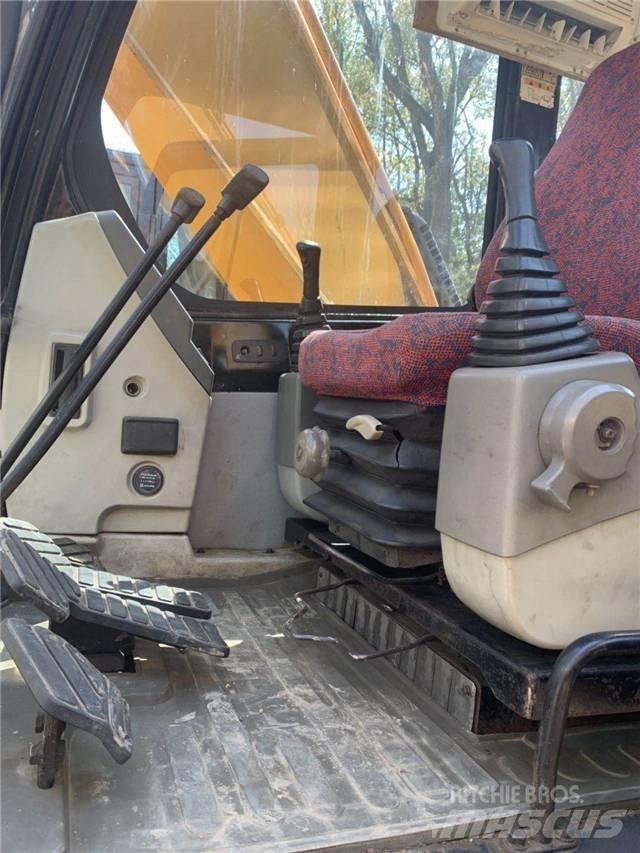 Hyundai R215-7 Kāpurķēžu ekskavatori