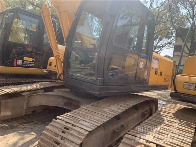 Hyundai R215-7 Kāpurķēžu ekskavatori