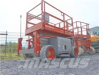 SkyJack SJ 6832 RTE Šķerveida pacēlāji