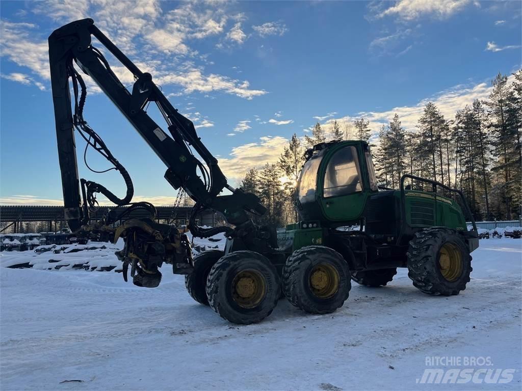 John Deere 1270E Harvesteri