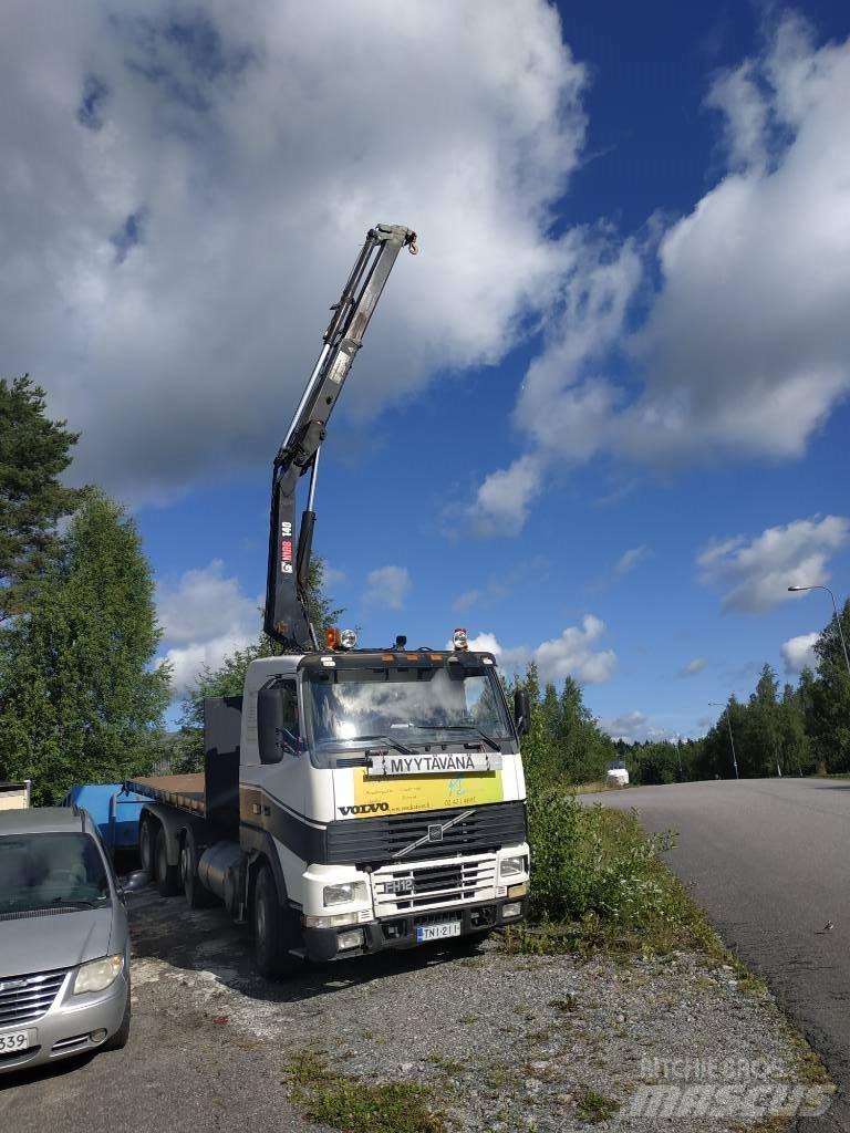 Volvo FH 12 Treileri ar āķi
