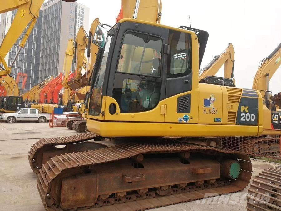 Komatsu pc200-8 Kāpurķēžu ekskavatori