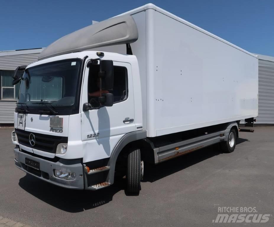 Mercedes-Benz 1222 L Furgons