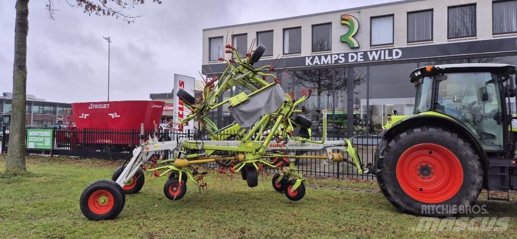 CLAAS Volto 1320 T Grābekļi un siena ārdītāji