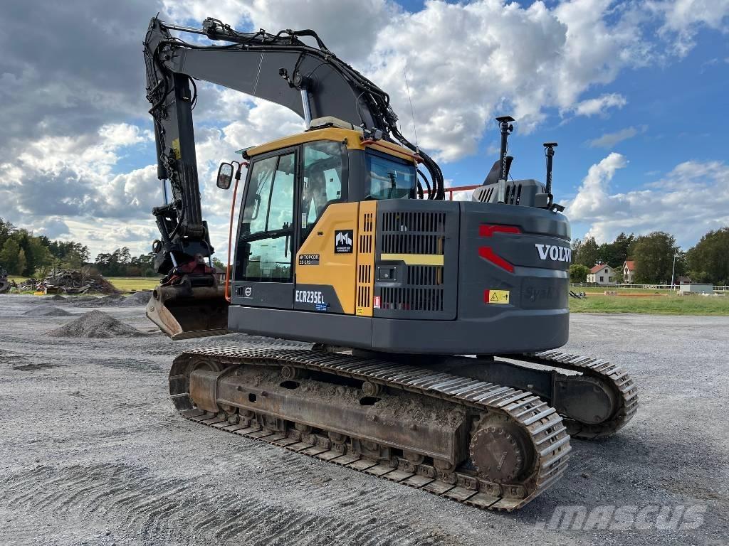 Volvo ECR 235 EL Kāpurķēžu ekskavatori