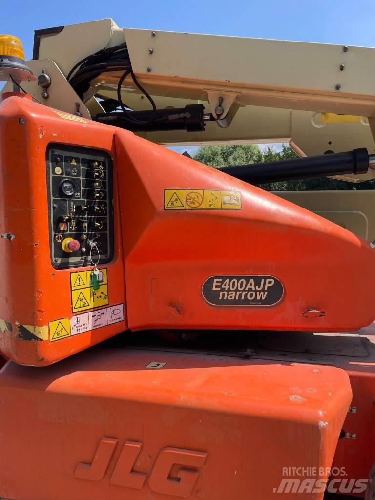 JLG E 400 AJP Strēles pacēlāji